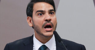 Messias retorna à AGU em meio a indefinições após veto do Senado ao STF