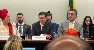 tante para o Parlamento e aquilo que é importante para o governo”, disse. “Busca