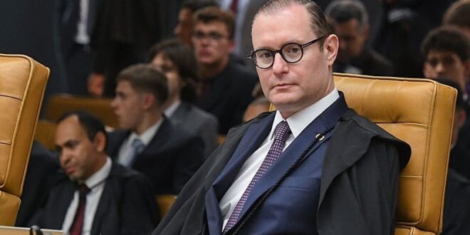 até 90 dias. + Entenda o que é Política em Oeste O ministro Gilmar Mendes, relat