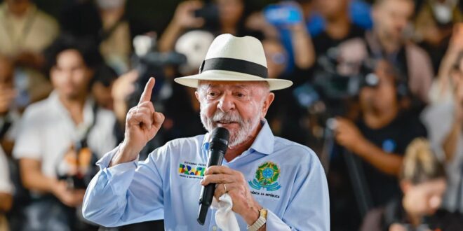 tagem de Sarah Peres publicada na Edição 263 da Revista Oeste O lançamento do st