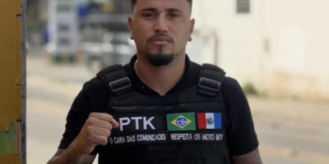 suspeita de ligação com o Comando Vermelho ( CV ). A ação envolveu o cumprimento