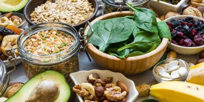 por alimentação e suplementação. https://www.youtube.com/watch?v=S1Cvcp_yh8U Alé