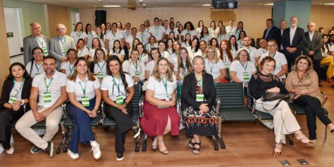 tância da disseminação à informação e o acesso à saúde preventiva. Projeto da Fa