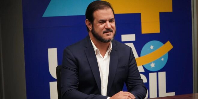 meio de um escritório de advocacia ligado a ele. O dirigente partidário é um dos