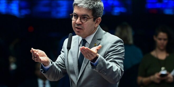 suposta propaganda eleitoral antecipada. A iniciativa refere-se a um evento real